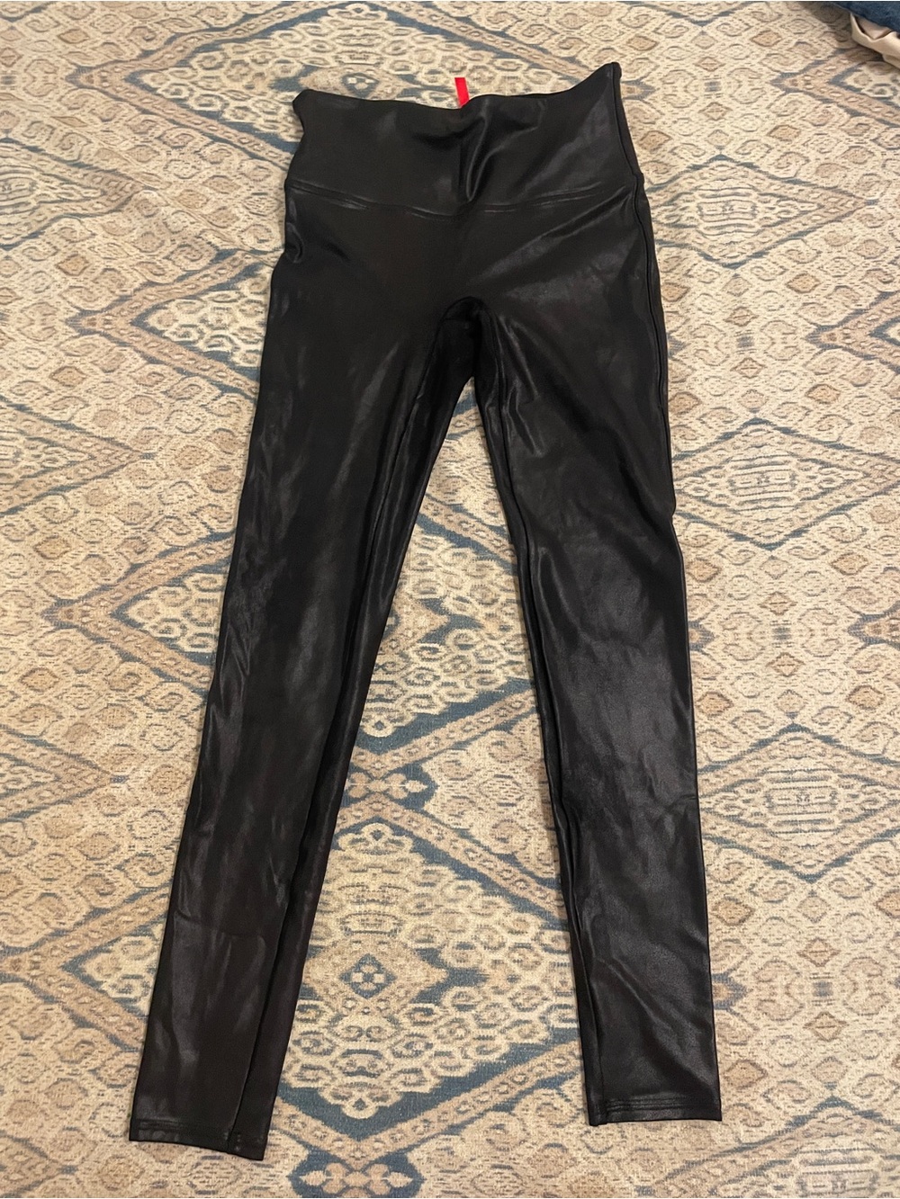 SPANX Black Sculpting High-Waist Leggings size M